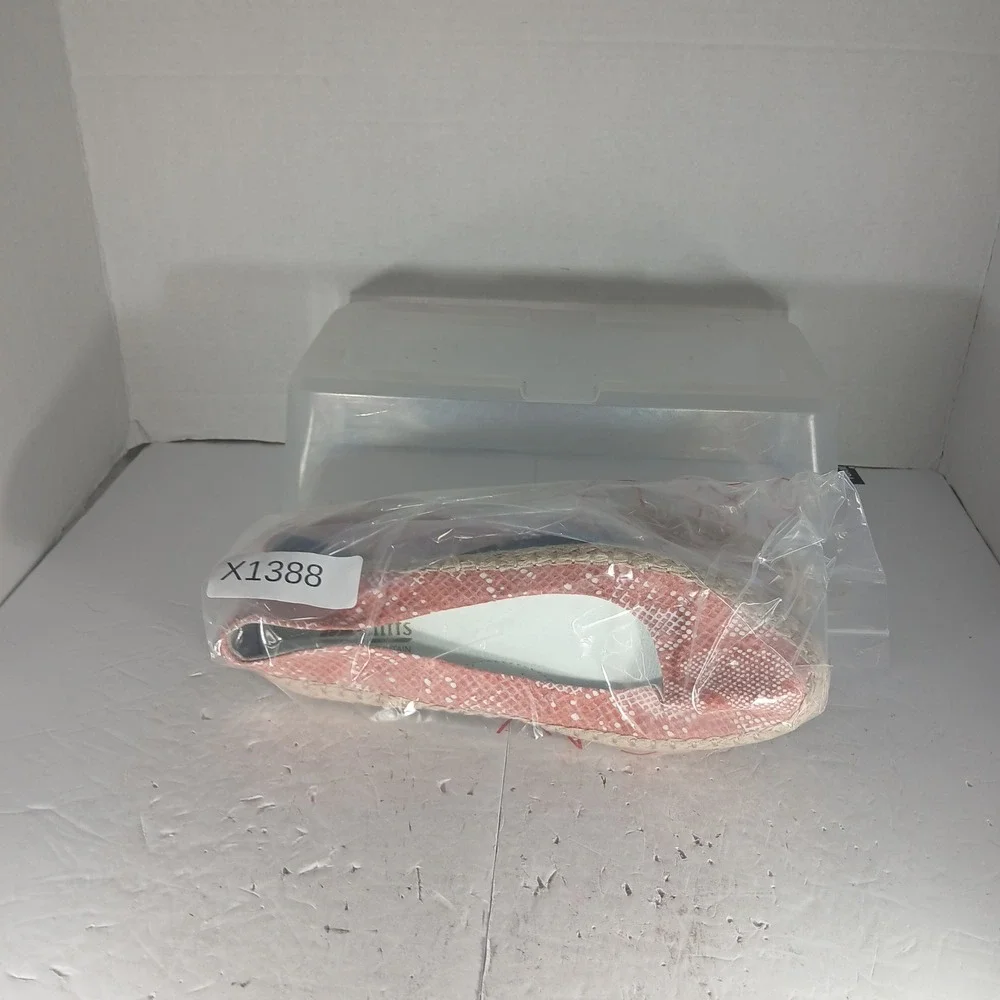 Cliffs by White Mountain Espadrille Flats 8M Pink Snakeskin Print Boho Casual